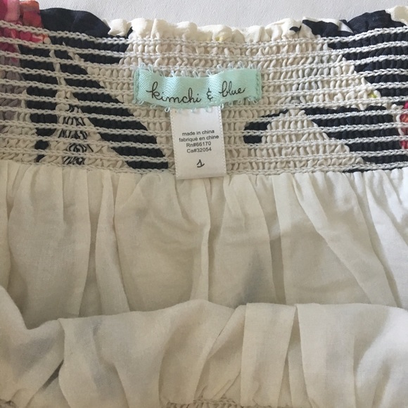 Kimchi Blue Floral Skater Skirt Sz 1 - Picture 3 of 7